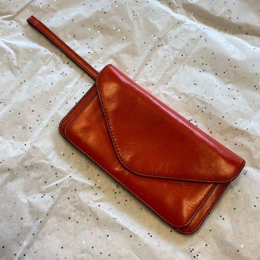 HOBO Ford wristlet wallet Great used condition